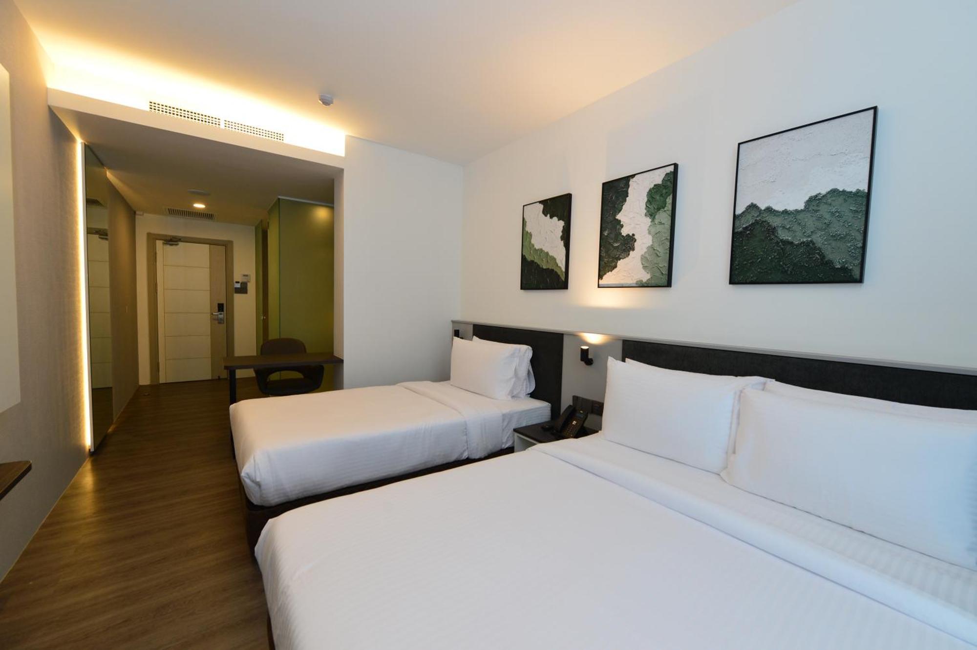 Rume Hotel Kuching Exterior photo